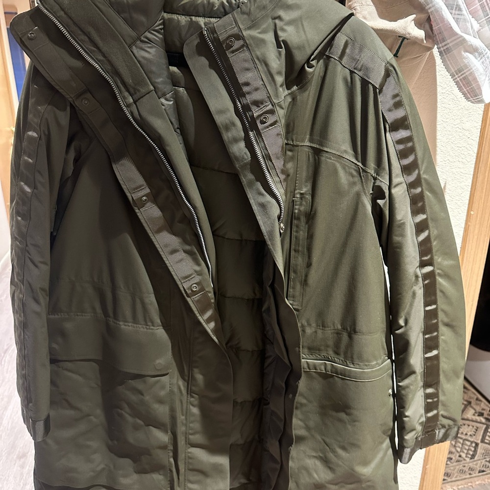 Lululemon Out in the Elements Parka - Outer Shell